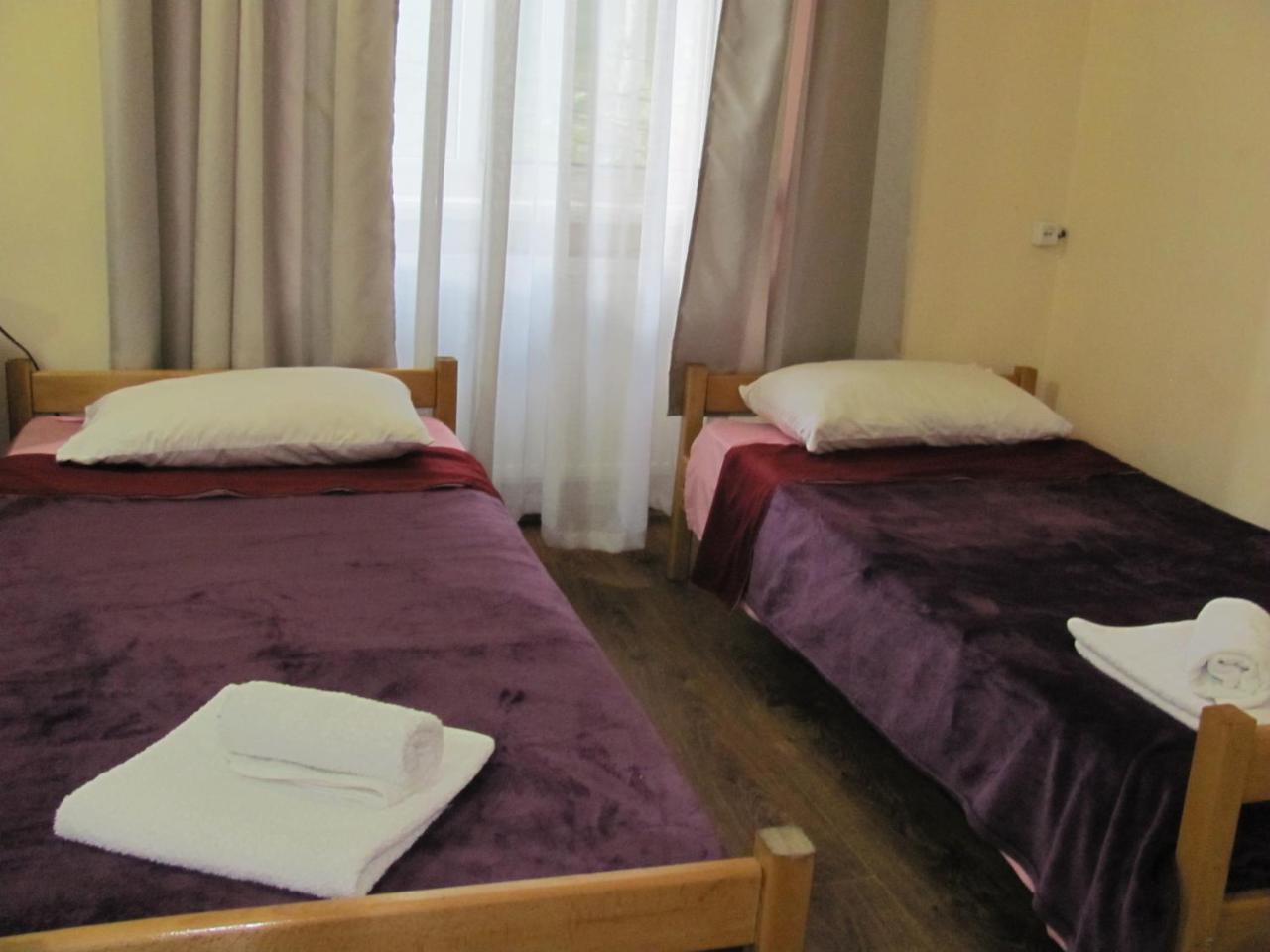 Lucky Travelers Room Tbilisi Bagian luar foto